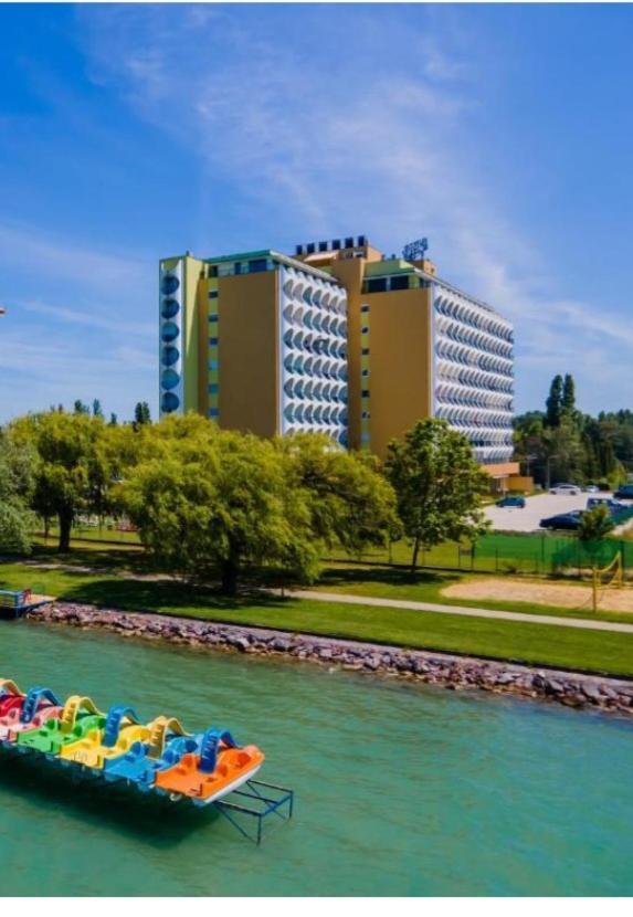 Silver Side Apartments Siófok Exteriér fotografie